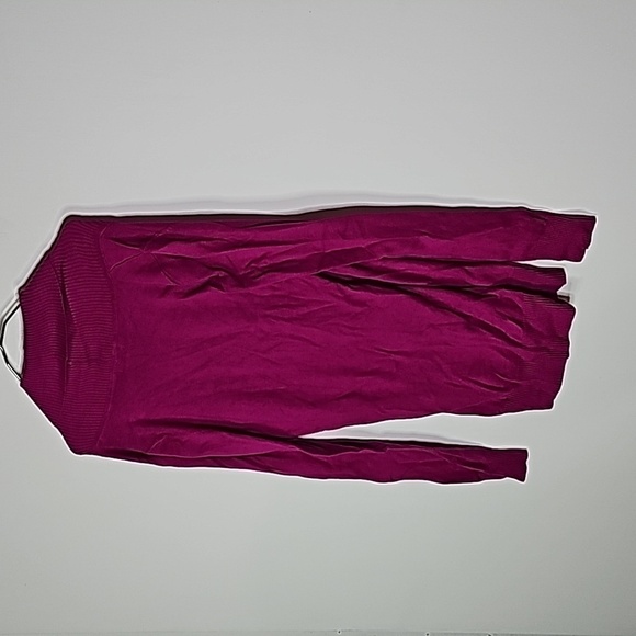 Guess medium pink long sleeve sweater - Picture 3 of 6